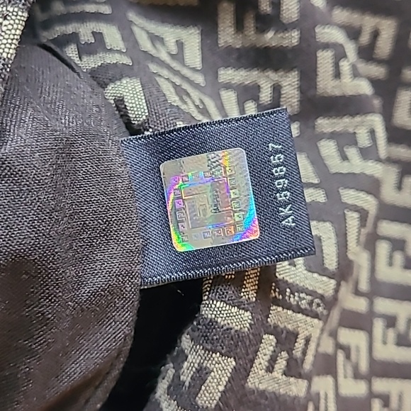 Fendi Zucchino crossbody bag - Picture 9 of 12